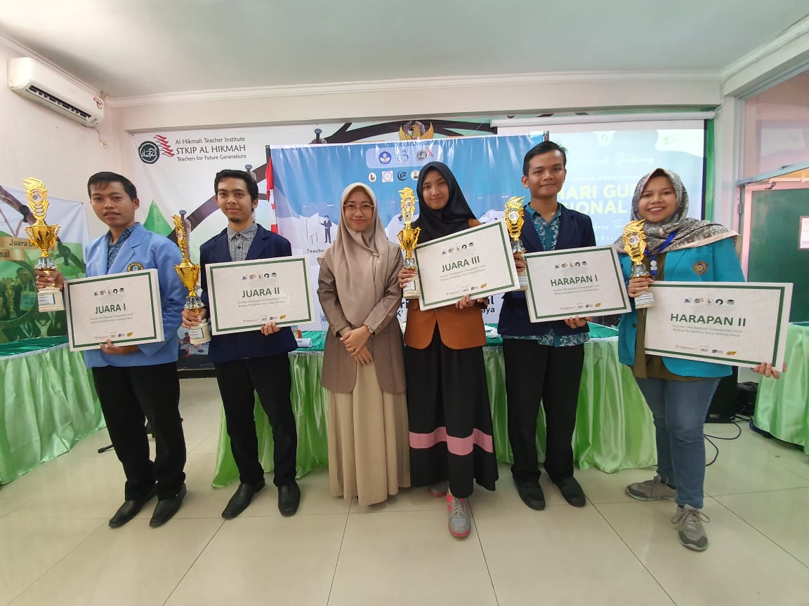 Raih Juara, Mahasiswi PGSD UNIKAMA Buktikan Kualitas Mengajar